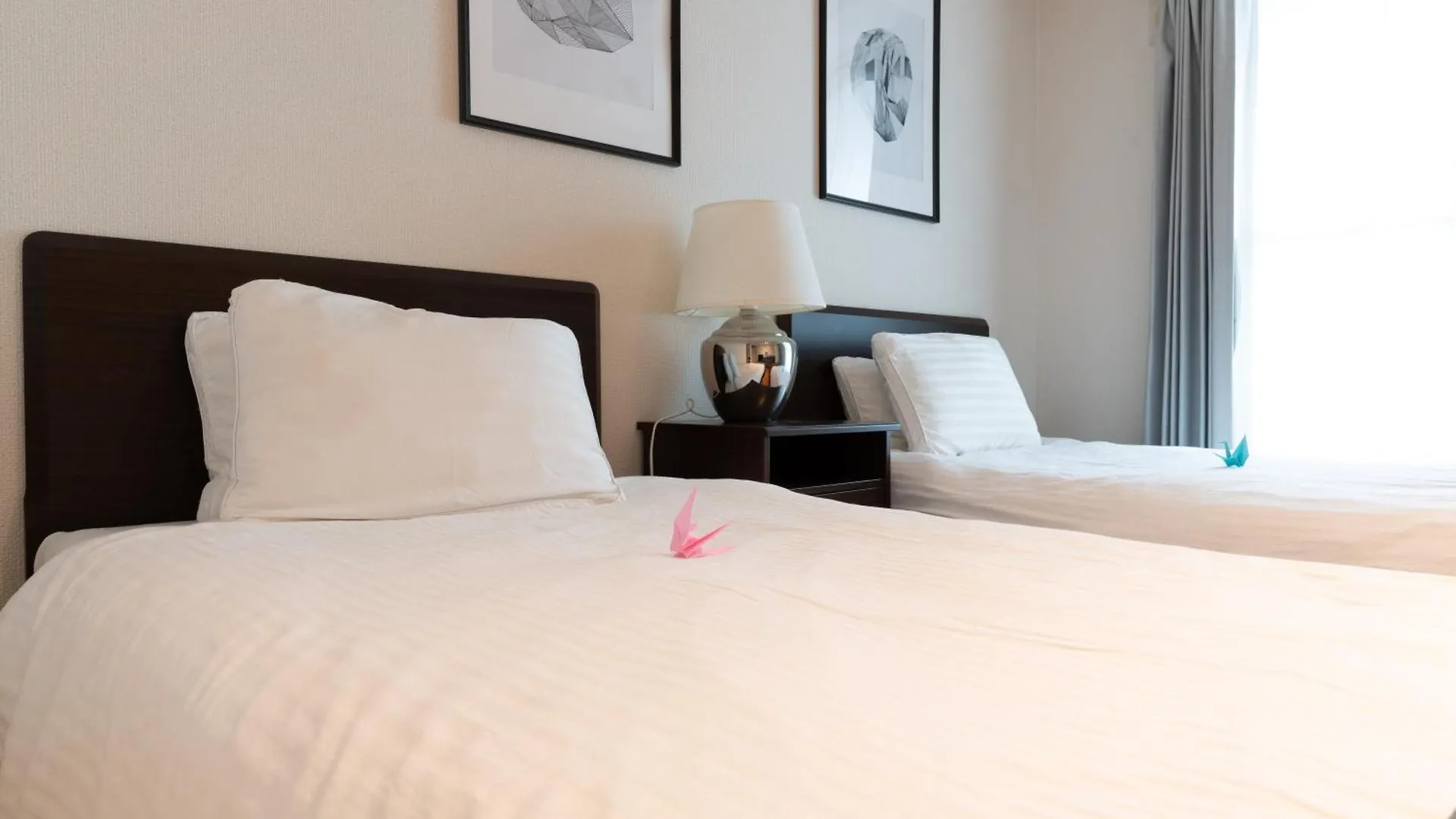 コンフィデンスロン703 Apartment Osaka